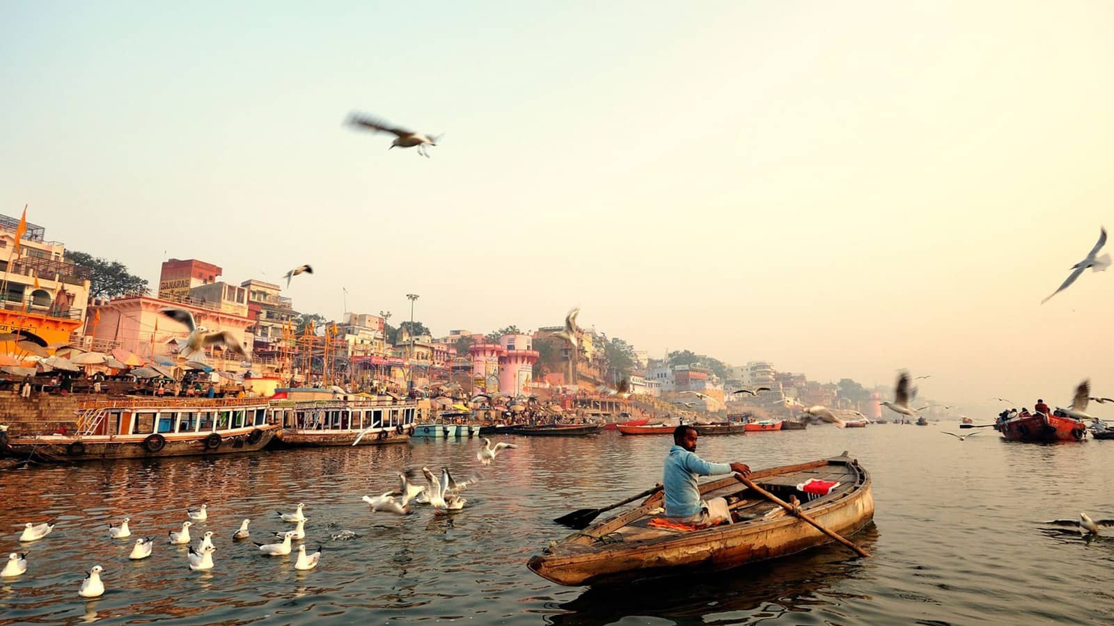 Travel-guide-and-destinations-of-banaras-by-inbound-tours-india
